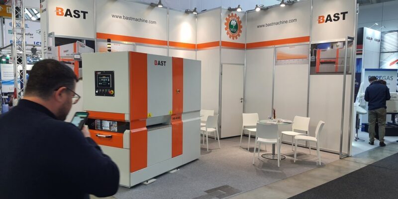 blechexpo-2023-3-800×450 Bast richtmaschine für bleche